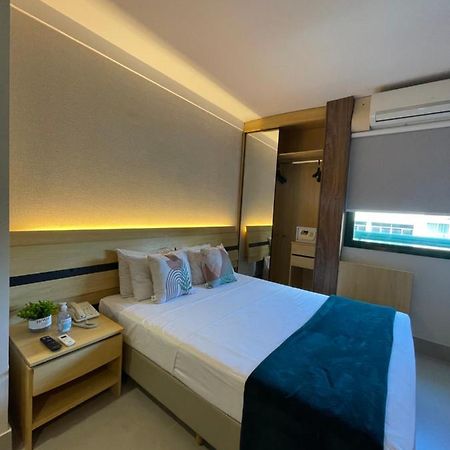 Flat Praia Home Experience Dante Michelini Vitoria Bagian luar foto